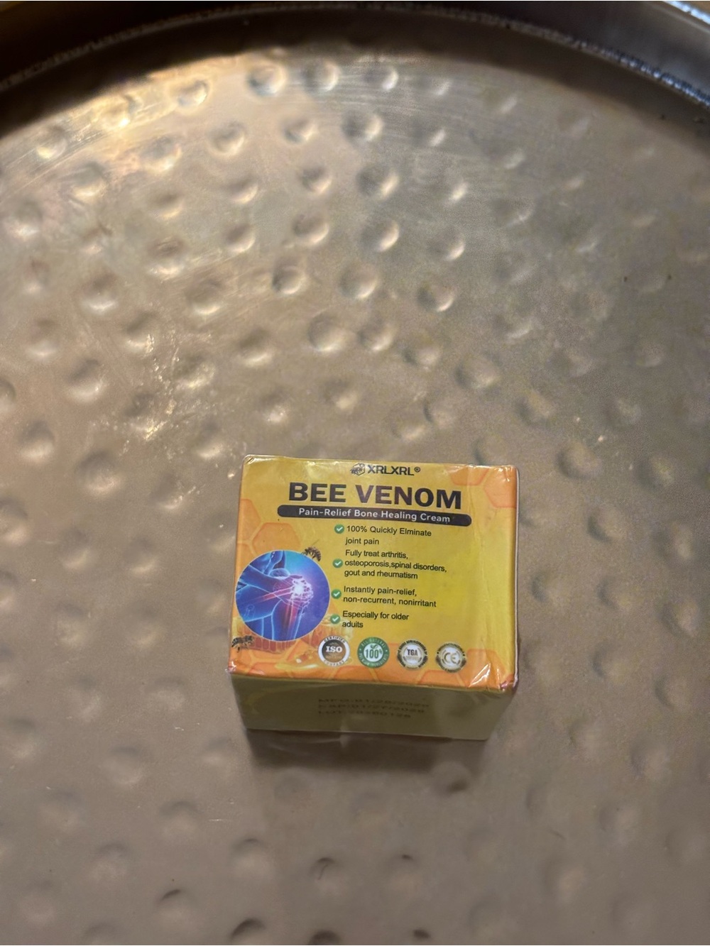 Bee Venom Pain-Relief Cream - Yellow